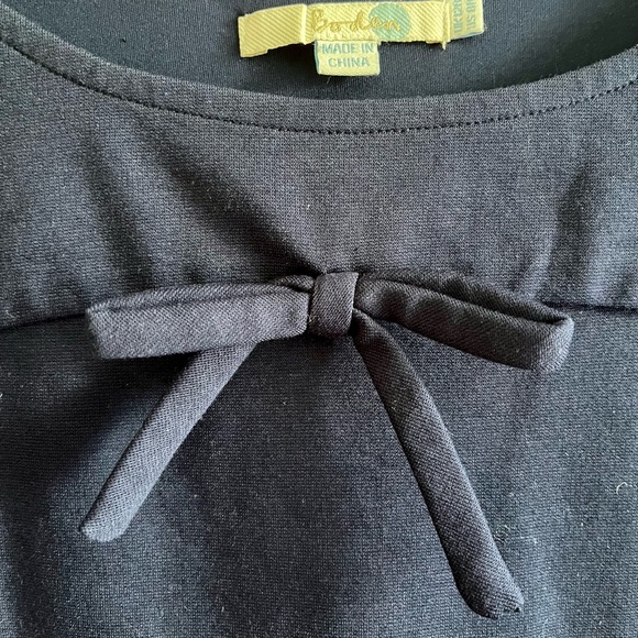 Boden Patricia Short Sleeve Shift Dress - Picture 4 of 5